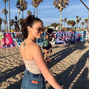 Meet your Posher, Alex